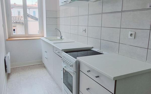 Appartement à louer    3 pièces • 89 m2 Albi