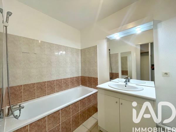 Location studio 37,43 m² Grenoble