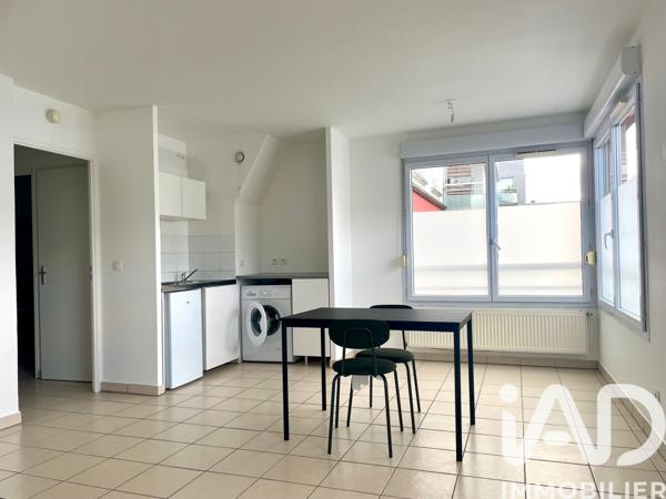 Location studio 37,43 m² Grenoble