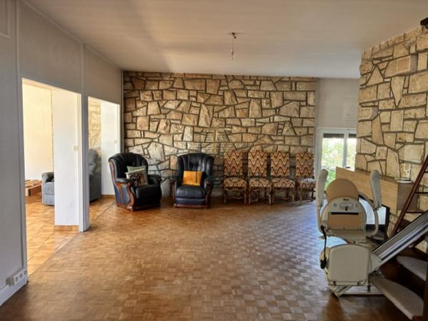 Maison 8 pièce(s) 5 chambre(s) 183 m²
