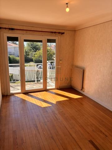 Maison 8 pièce(s) 5 chambre(s) 183 m²