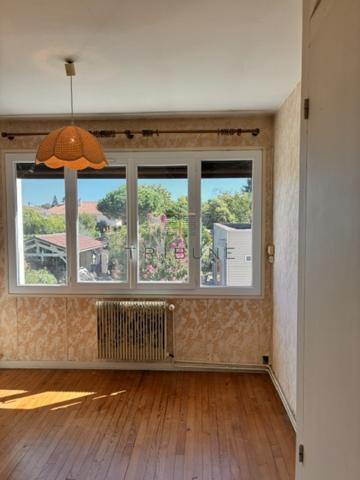 Maison 8 pièce(s) 5 chambre(s) 183 m²