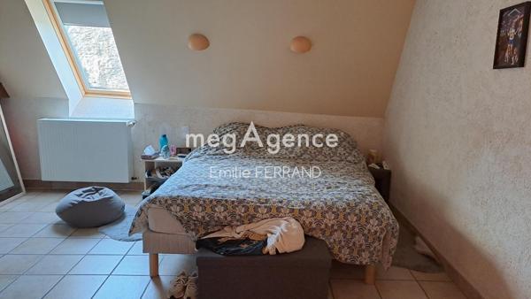 Maison à OMBREE D ANJOU, 49420 - 5 pièces 175m²