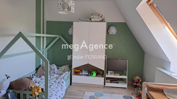 Maison à OMBREE D ANJOU, 49420 - 5 pièces 175m²