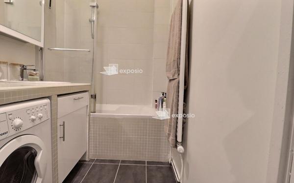 Appartement à vendre    3 pièces • 67,30 m2 Paris 19