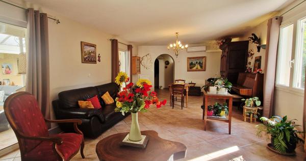 Maison 193,30 m² habitables 1479 m² terrain à Bollène 84500 Bollène (84500)