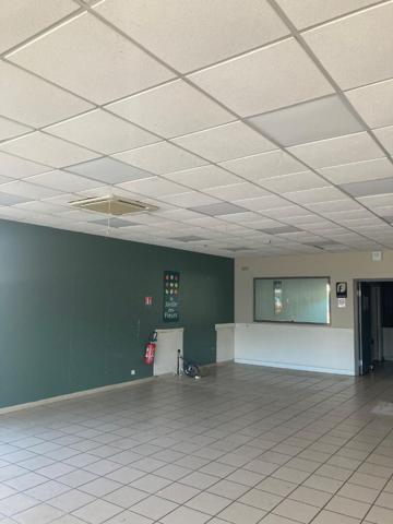 A louer local commercial de 160 m2 sur Axe principal de Vannes