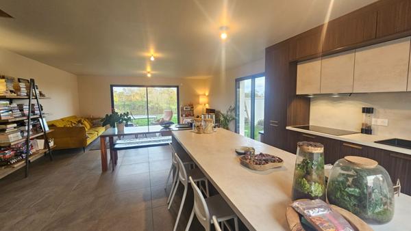 Maison moderne à vendre à Montoir de Bretagne - 6 pièces, 4 chambres