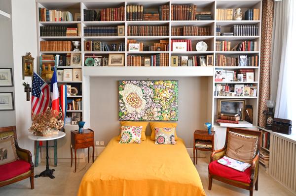 Poitiers Plateau, Maison de caractère avec cour aménagée et garage.