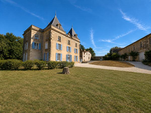 Chateau à vendre à Exireuil (79400) - Deux-Sèvres