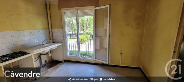 Appartement F4 à vendre  4 pièces - 71,77 m 2   AVIGNON  - 84