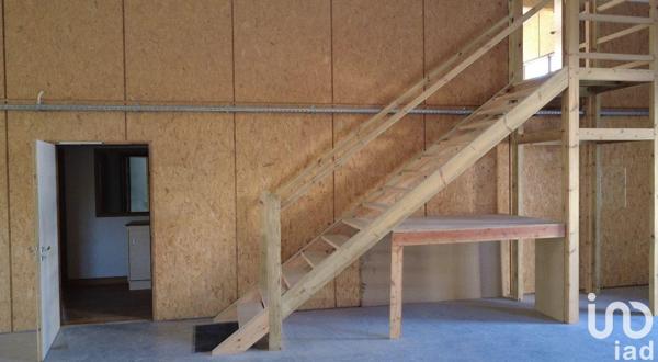 Location local d’activité 978 m² Amillis