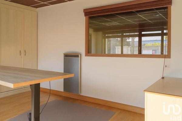 Location local d’activité 978 m² Amillis