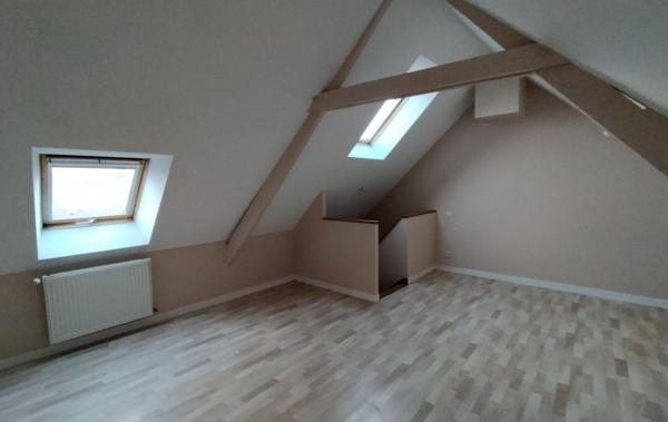 Vente Maison de ville ref.7218 et appartement à rafraîchir Villaines-la-juhel   