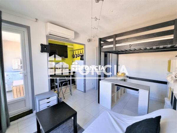 Location Studio meublé 21.2 m² - BARON Toulon 83000