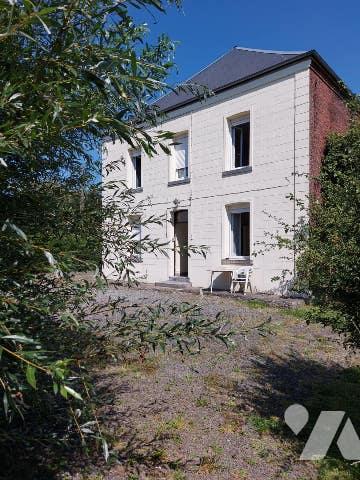 Une maison à usage d'habitation