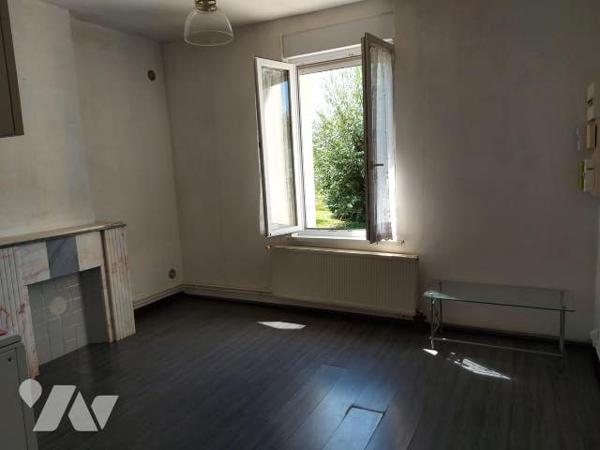 Une maison à usage d'habitation