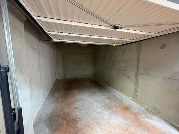 A vendre appartement deux chambres, garage, secteur La Madeleine à Vannes