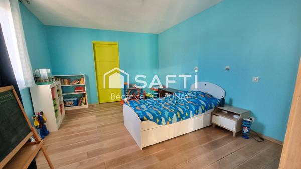 MAISON D'ENVIRON 230M², 4 SUITES PARENTALES