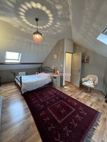 Immeuble à vendre 6 pièces de 140 m²