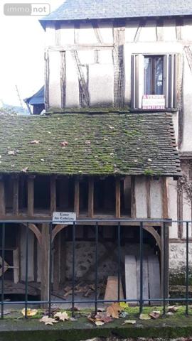 Immeuble à vendre à Vendôme dans le Loir-et-Cher (41100), ref : 072/1500   
CENTRE VILLE