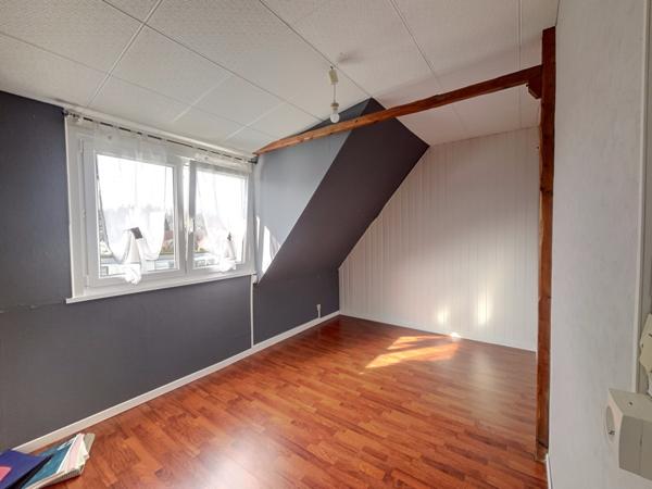 Arques (62510) MAISON AVEC GARAGE ET JARDIN 94 m2