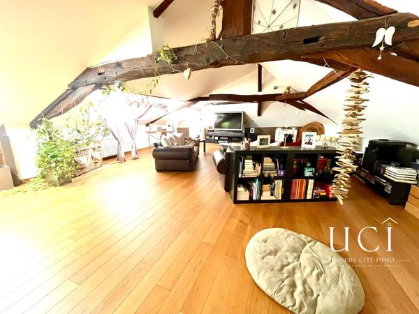 APPARTEMENT 4 CHAMBRES D' AVRILLE
