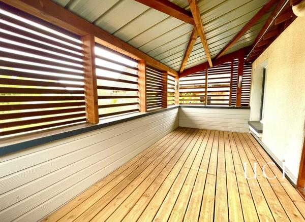 APPARTEMENT 4 CHAMBRES D' AVRILLE
