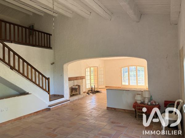 Maison à vendre 10 pièces 330 m² Le Pradet