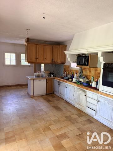 Maison à vendre 10 pièces 330 m² Le Pradet