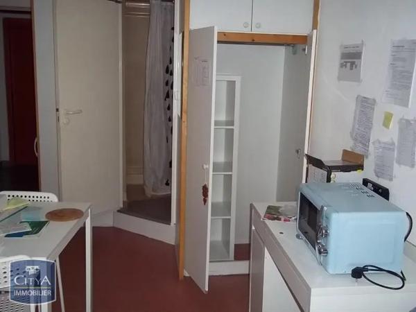 Appartement à louer 1 pièce 19.38m² Nîmes (30900)