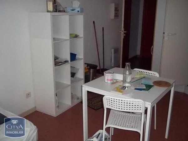 Appartement à louer 1 pièce 19.38m² Nîmes (30900)