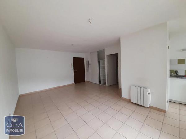 Appartement à louer 2 pièces 51.09m² Mende (48000)