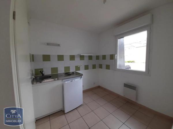 Appartement à louer 2 pièces 51.09m² Mende (48000)