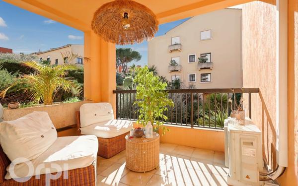 Appartement à vendre    2 pièces • 54 m2 Cannes