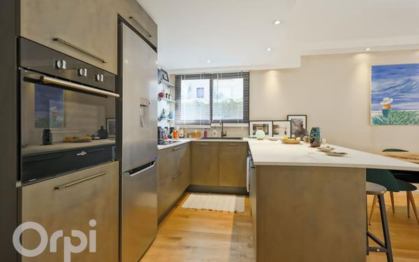 Appartement à vendre    2 pièces • 54 m2 Cannes