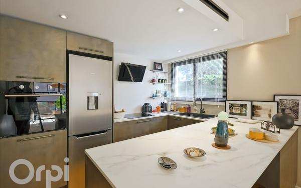 Appartement à vendre    2 pièces • 54 m2 Cannes