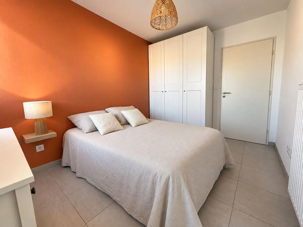 Appartement Aix En Provence 3 pièce(s) 64.50 m2, construction récente, lumineux, calme, garage, vue sainte victoire, résidence sécurisée, climatisation