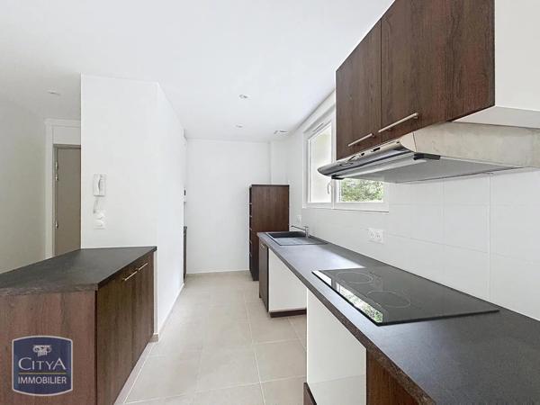 Appartement à louer 2 pièces 55.06m² Pommiers (69480)