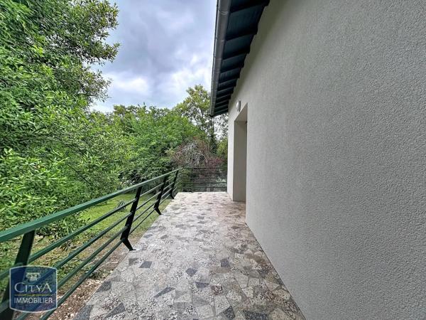 Appartement à louer 2 pièces 55.06m² Pommiers (69480)