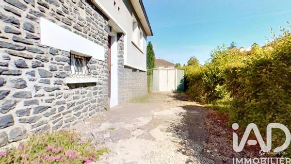 Maison à vendre 6 pièces 125 m² Ally