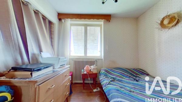 Maison à vendre 6 pièces 125 m² Ally