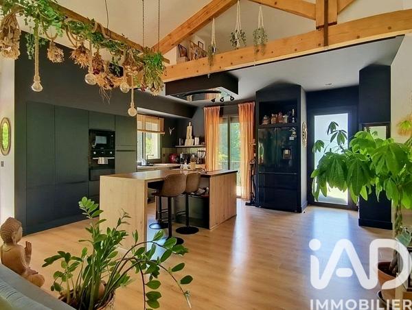 Maison à vendre 6 pièces 180 m² Lagamas