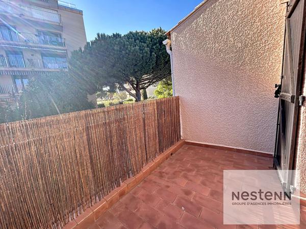 FREJUS PLAGE, maison 3 chambres, petit jardinet, garage