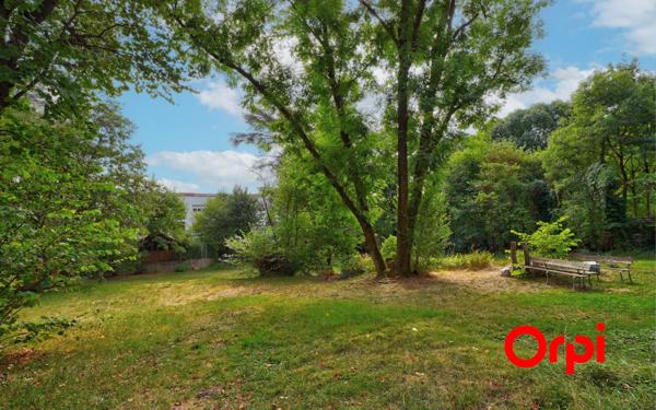 Appartement à vendre    4 pièces • 97,43 m2 La Mulatière