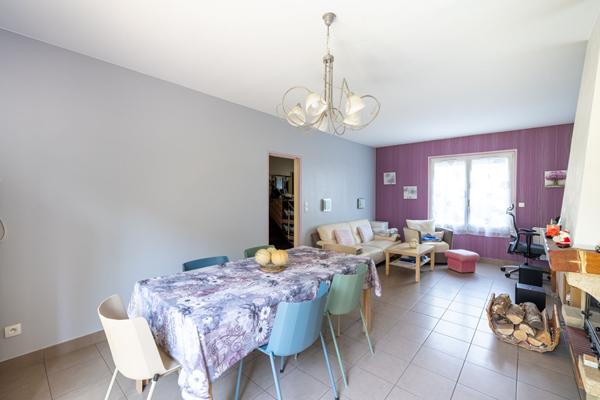 À vendre Maison individuelle à Vauréal, quartier recherché