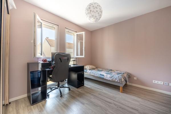 À vendre Maison individuelle à Vauréal, quartier recherché