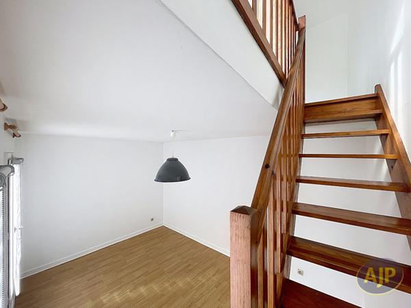 Appartement à louer Nantes : 2 pièces, 37m² avec 1 chambre(s) à 602€ - AJP Immobilier Rezé