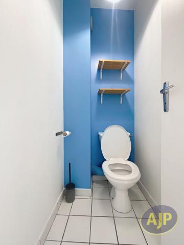 Appartement à louer Nantes : 2 pièces, 37m² avec 1 chambre(s) à 602€ - AJP Immobilier Rezé