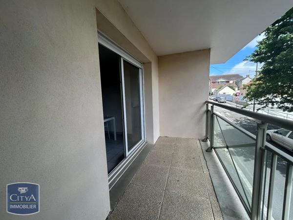Appartement à louer 2 pièces 47.9m² Alençon (61000)